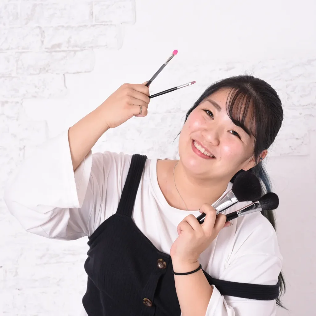 写真館 スタジオ 滋賀草津店 スタッフ 本郷 聖良