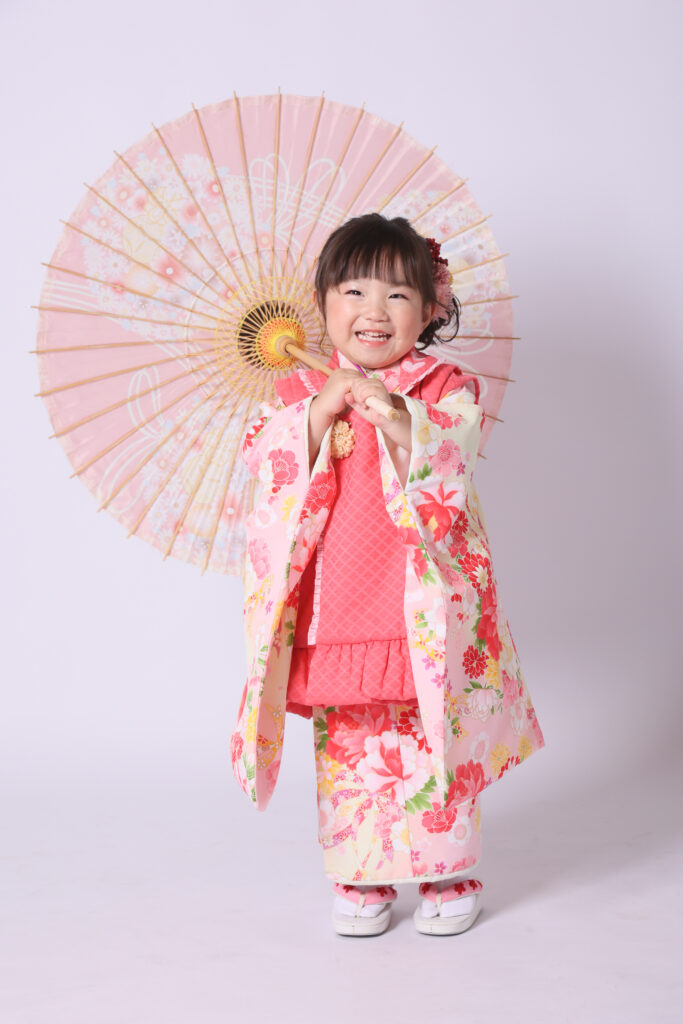 スタジオピック つくば店 スタッフブログ 【つくば・3歳七五三】笑顔いっぱい♪私服からお着物、ドレスまで楽しんだ七五三撮影